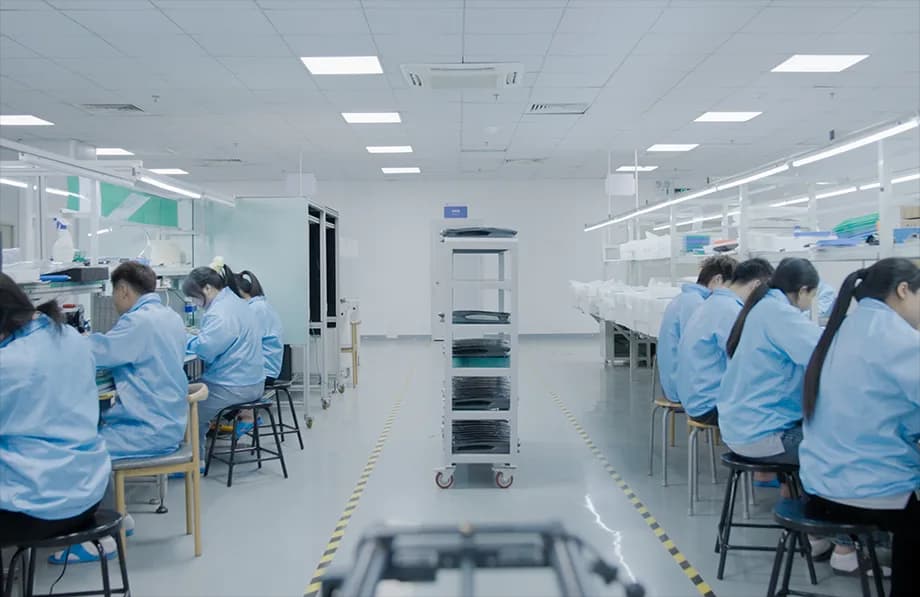 YOUNUO IET smart lock assembly workshop for finished lock production